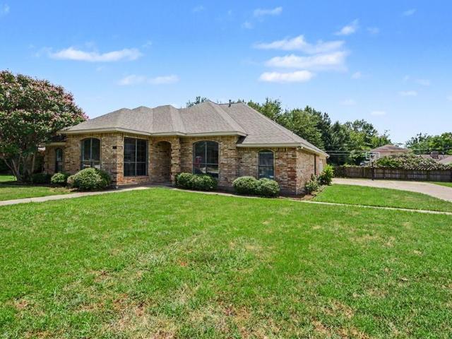 House for sale in Hunt, Texas