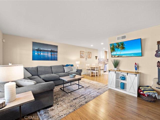 Townhouse for sale in Costa Mesa, California