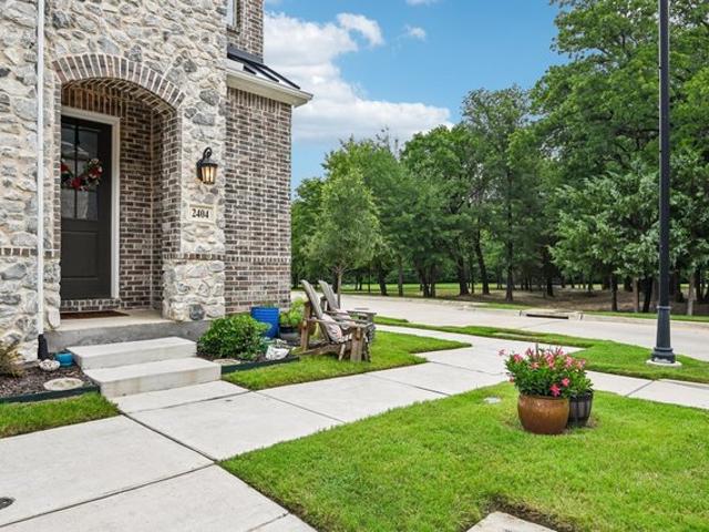 Townhouse for sale in Denton, Texas