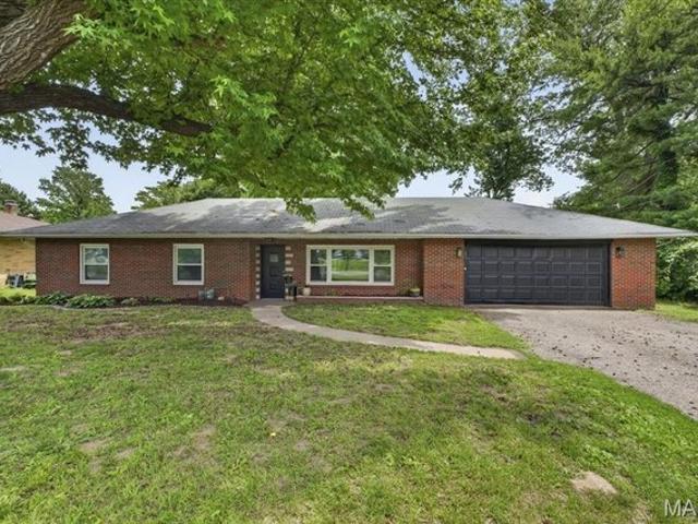 House for sale in Collinsville, Illinois
