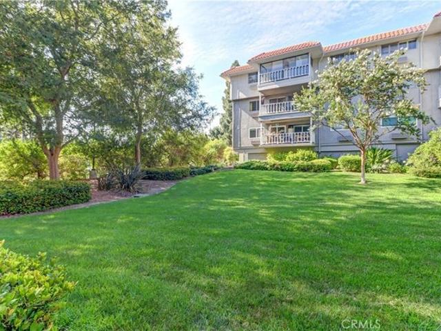 Condo for sale in Laguna Woods, California