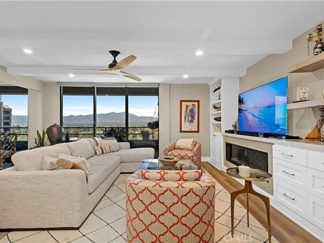 Condo for sale in Laguna Woods, California