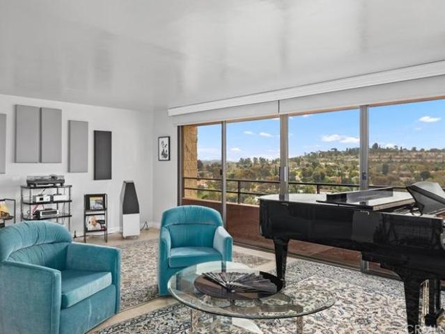 Condo for sale in Laguna Beach, California