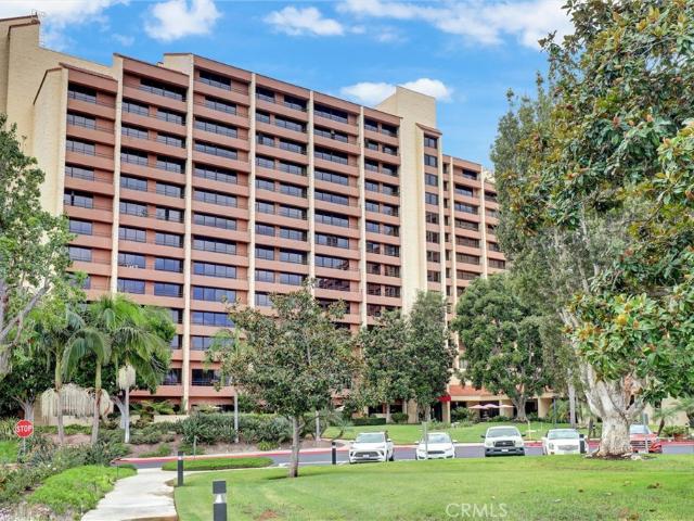 Condo for sale in Laguna Woods, California