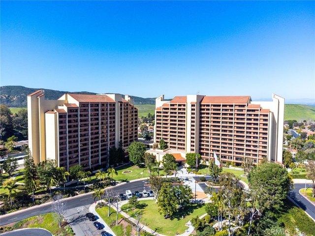 Condo for sale in Laguna Woods, Orange County