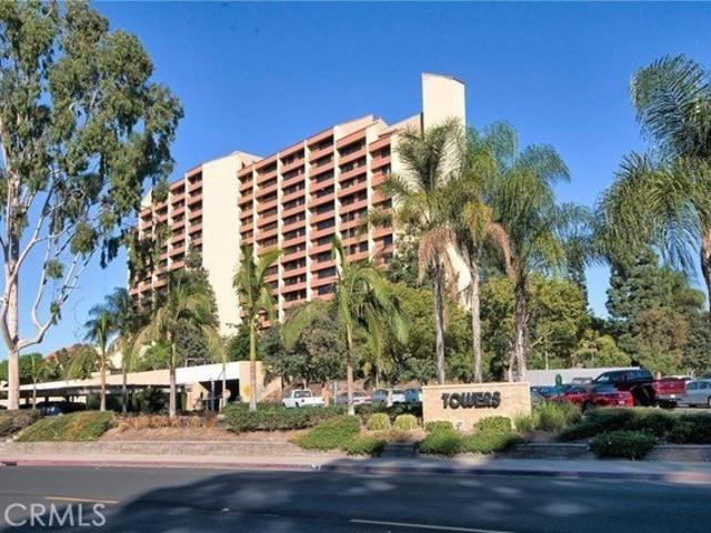 Condo for sale in Laguna Woods, California