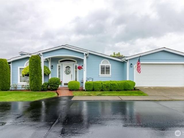 House for sale in Maple Valley, Washington