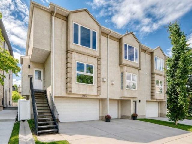 Townhouse for sale in Northwest, Alberta