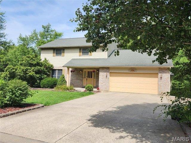 House for sale in Jackson, Missouri
