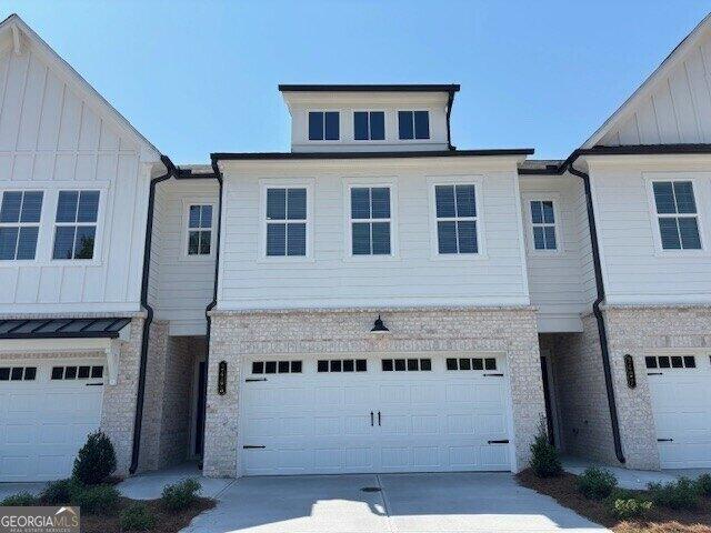 Townhouse for sale in Lawrenceville