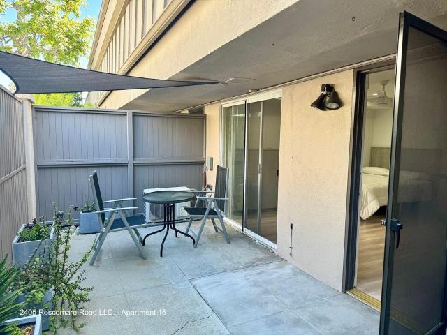 Apartment for rent in Canoga Park, California