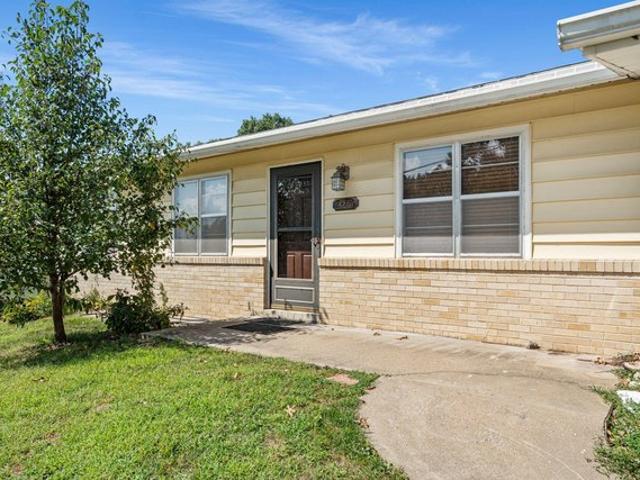 House for sale in Jefferson City, Cole County