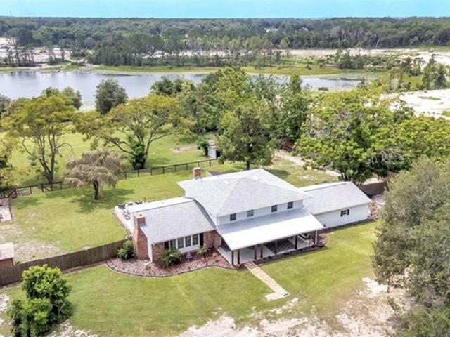 House for sale in Fruitland Park, Florida