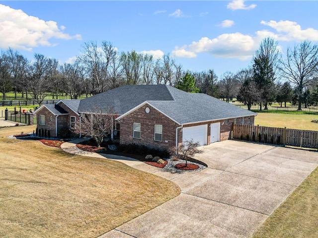 House for sale in Ark
