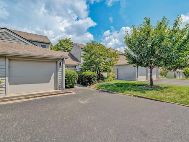 Townhouse for sale in Virginia