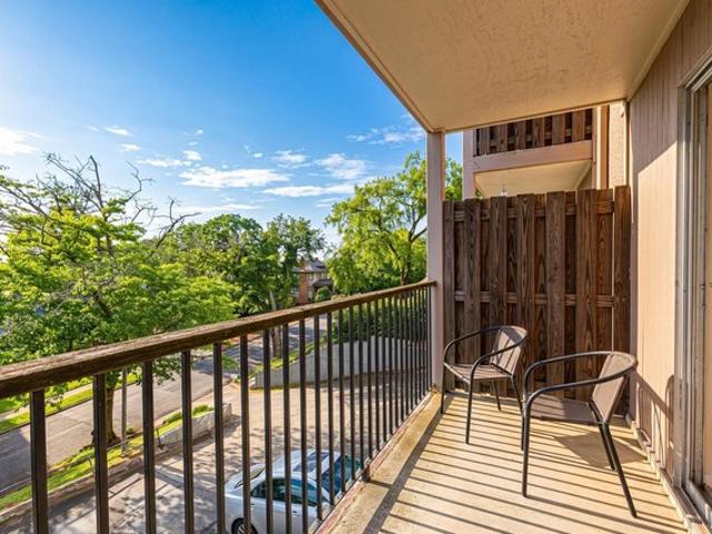 Condo for sale in Birmingham, Alabama
