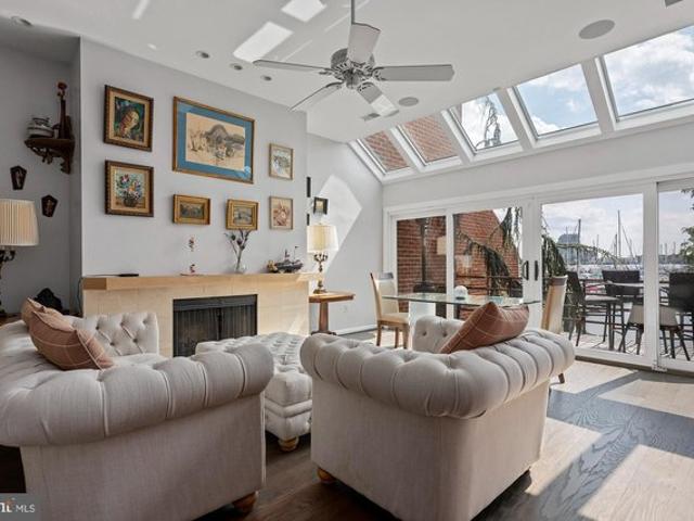Townhouse for sale in Gibsonton, Maryland
