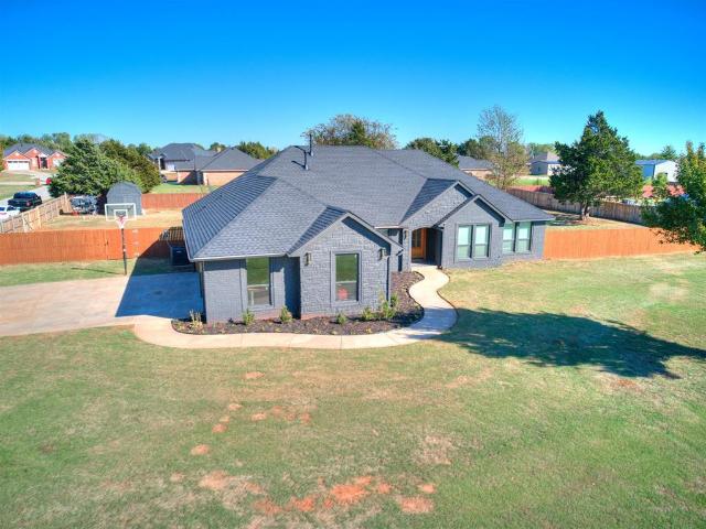 House for sale in Tuttle, Grady County