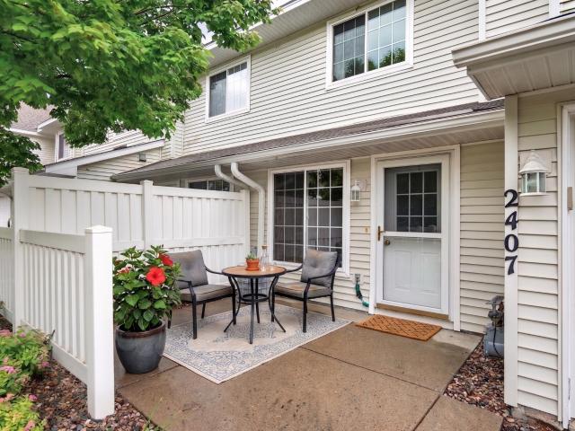 Townhouse for sale in Chanhassen, Minnesota