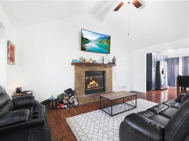 Townhouse for sale in Harrisonville, Missouri