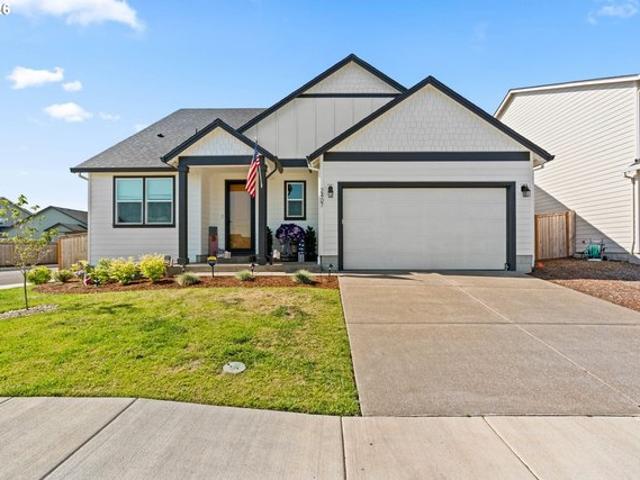 House for sale in Oregonia