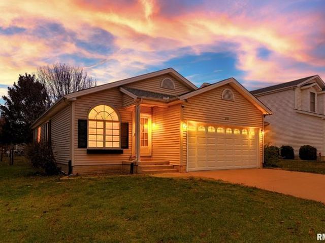 House for sale in Dunlap, Illinois