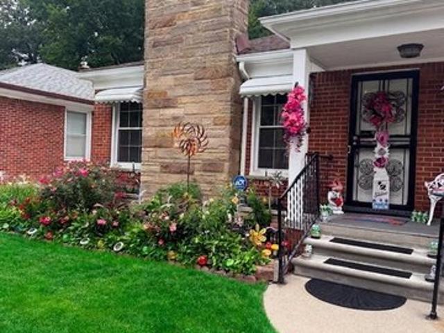 House for sale in Oak Park, Michigan