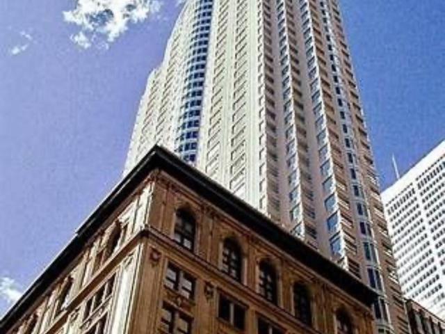 Condo for rent in Toronto Centre, Toronto