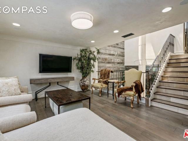 Townhouse for sale in Santa Monica