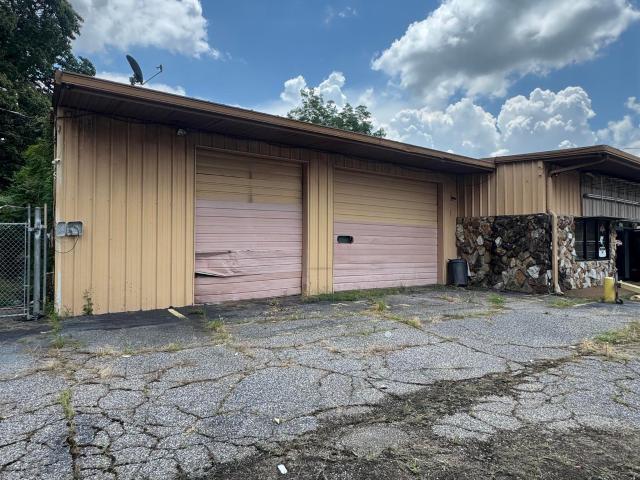 Commercial for sale in Tennessee