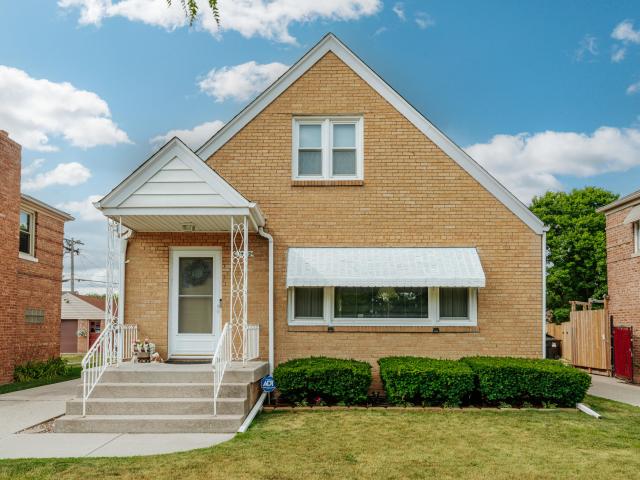 House for sale in Racine, Wisconsin
