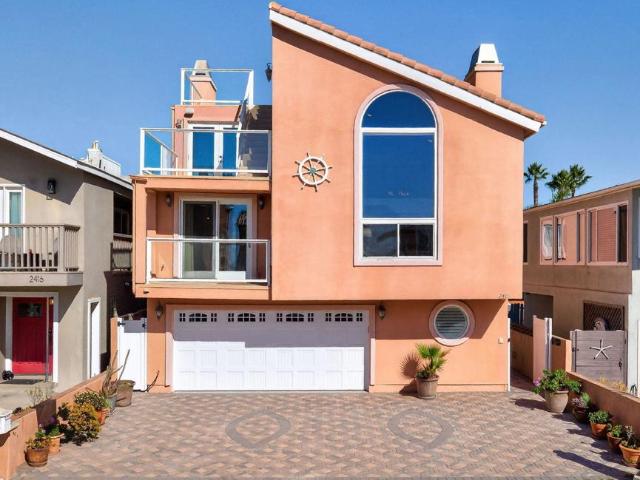 House for sale in Oxnard, California
