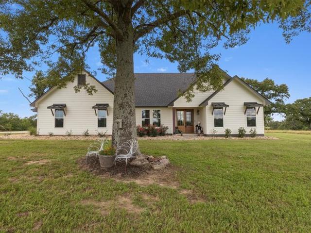 House for sale in Edgewood, Texas