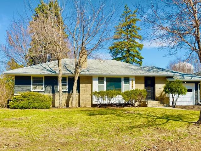 House for sale in Hennepin, Minnesota