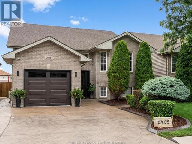 House for sale in Ontario