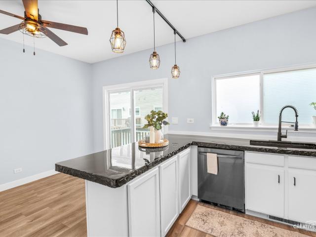 Townhouse for sale in Aurora, Illinois