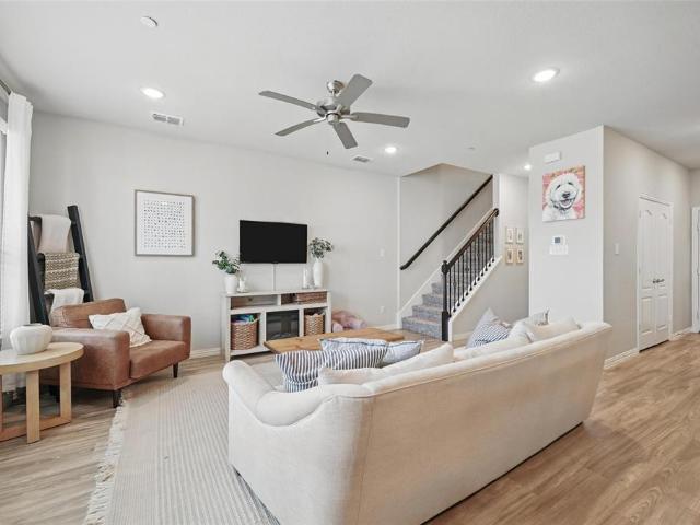 Townhouse for sale in Denton