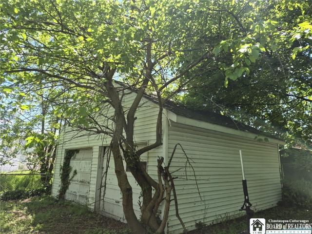 House for sale in Niagara, New York