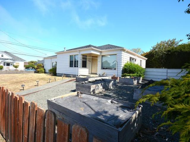 House for sale in South California, Eureka
