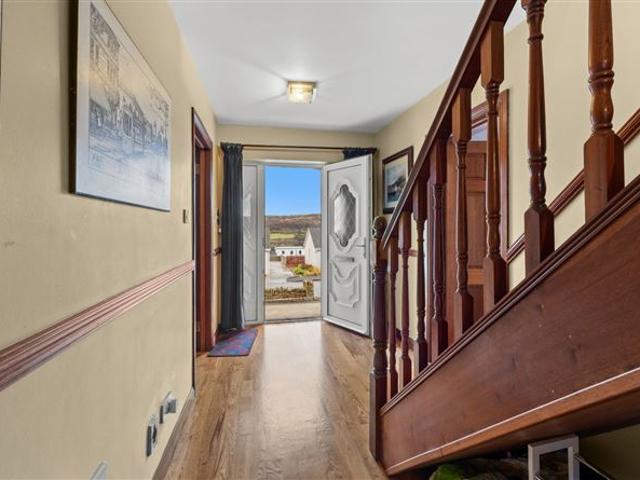 Detached House for sale in Killybegs, Ulster