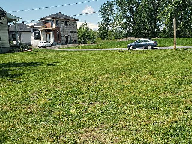 Land for sale in Saint-jean-sur-richelieu Land for sale in Saint-jean-sur-richelieu