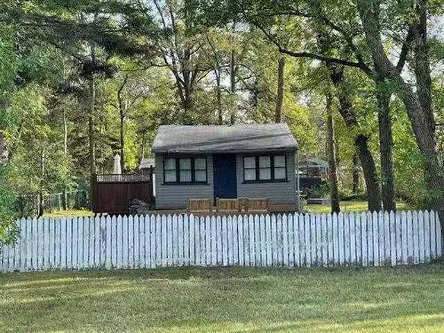 House for sale in Winnipeg Beach, Manitoba