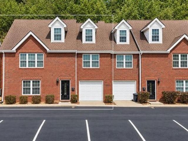 Townhouse for sale in Pikeville, Kentucky