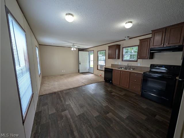 House for sale in Elyria, Ohio