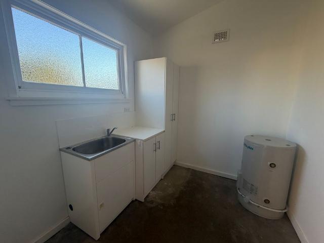 House for rent in Brisbane Grove, New South Wales