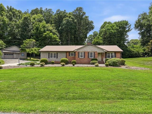 House for sale in Lewisville, North Carolina
