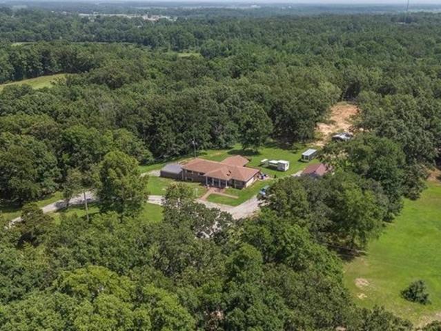 House for sale in Poplar Bluff, Missouri