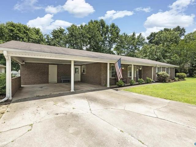 House for sale in Trinity, Alabama