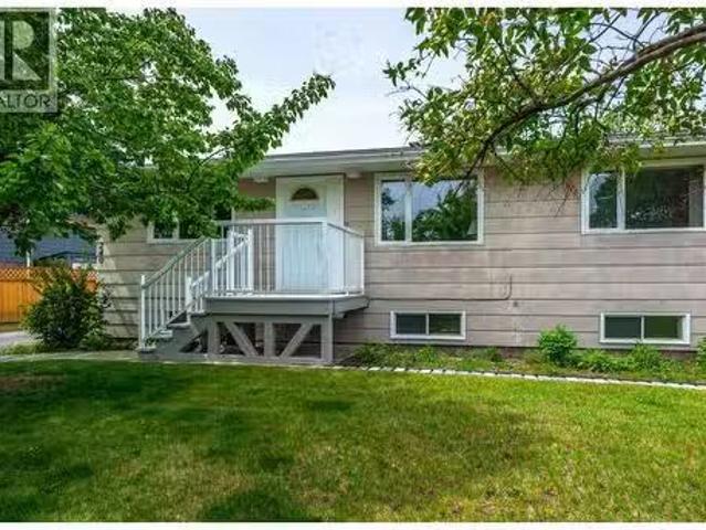 House for sale in 100 Mile House, British Columbia