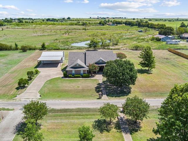 House for sale in Riesel, Texas